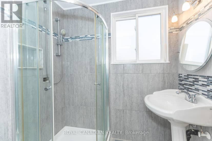 16 Gambello Crescent — photo 30 of 40