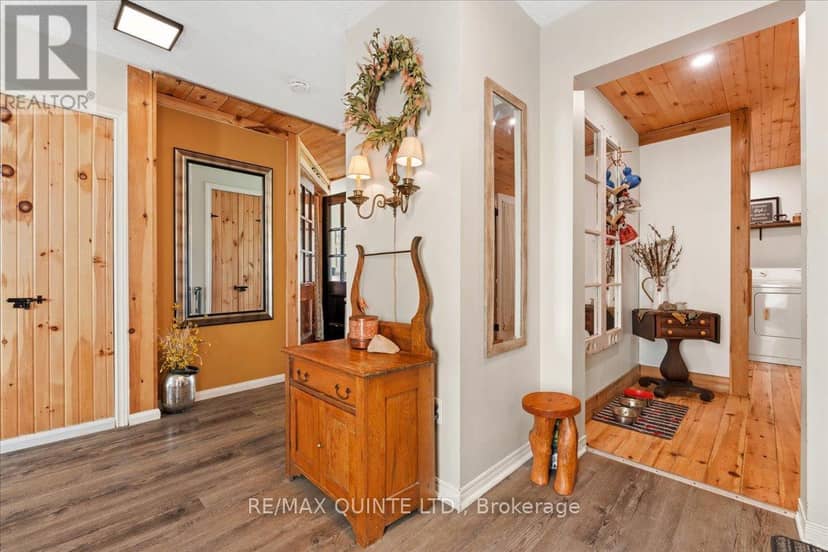 15775 Loyalist Parkway — photo 5 of 40