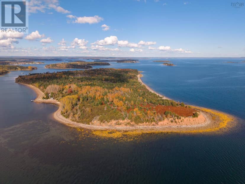 Lot Rous Island, Indian Point, photo 5