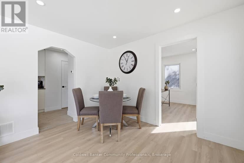 74 Freelton Road — photo 10 of 40