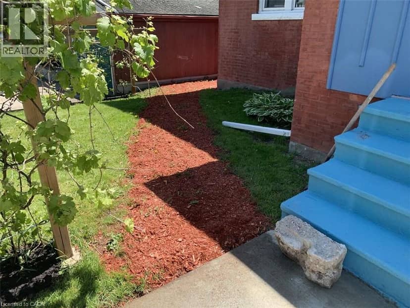 4322 BAMPFIELD Street — photo 4 of 40