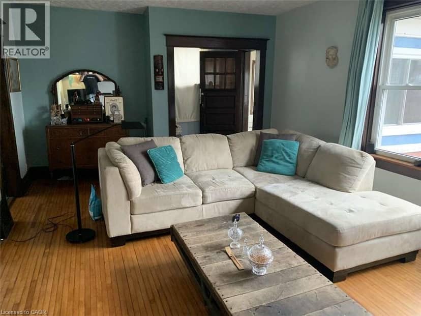 4322 BAMPFIELD Street — photo 8 of 40