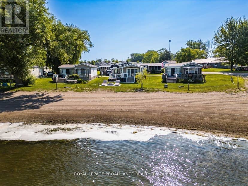 486 Cty Rd 18 - 3 Beachview Lane, Prince Edward County