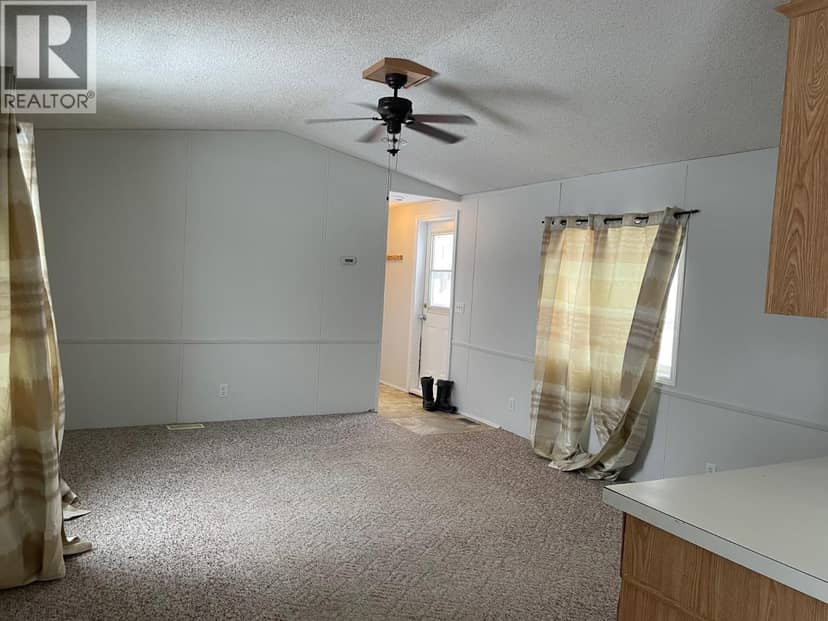 5256 42 STREET, Fort Nelson, photo 7