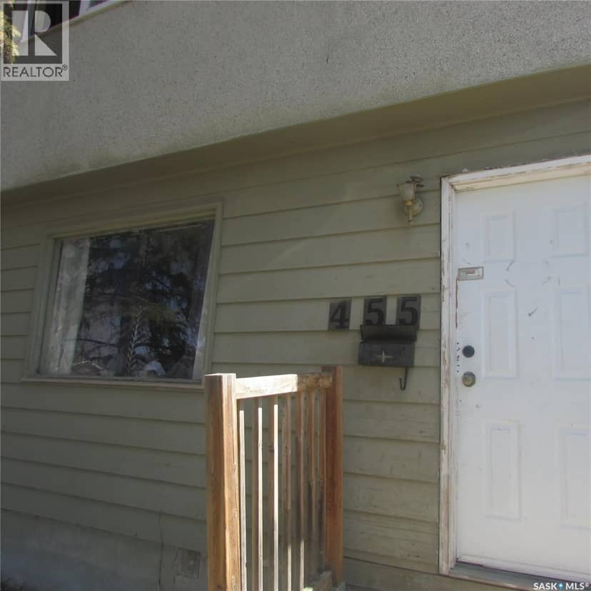 455 McIntosh STREET, Regina, photo 2
