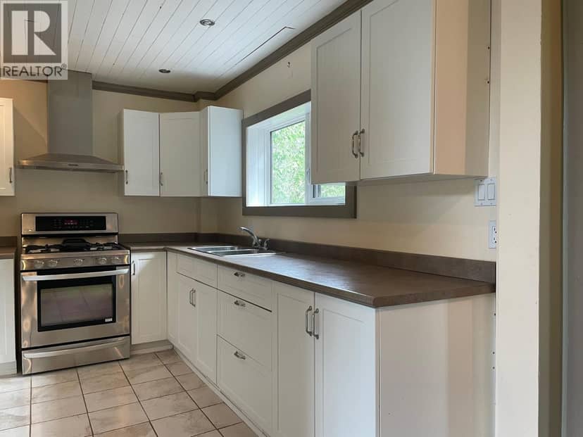 72 PIONEER WAY, Fort Nelson, photo 5