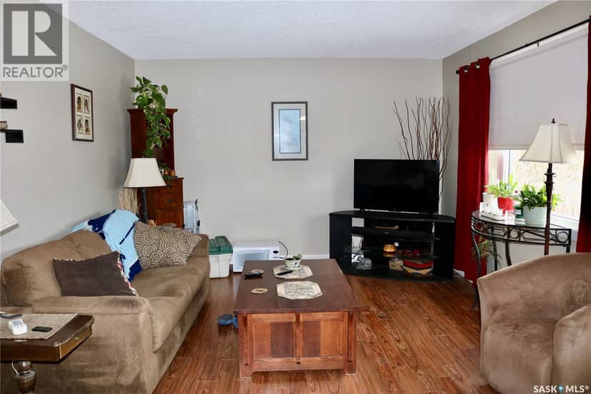 105 Garry STREET, Rocanville, photo 3