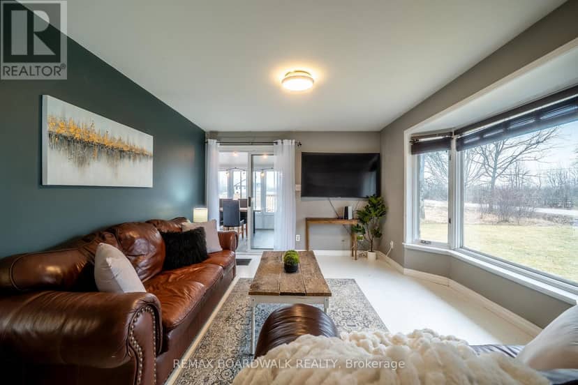 885 Townline Road — photo 16 of 40