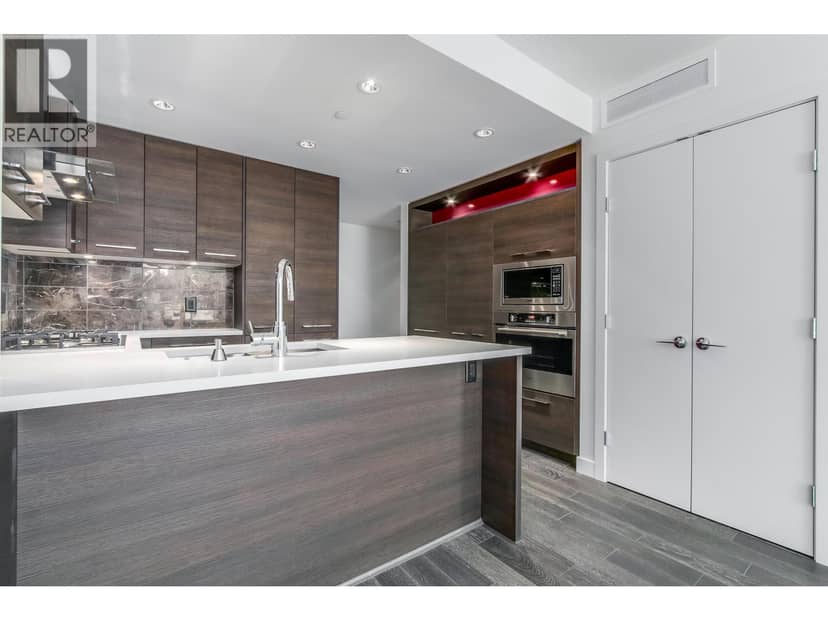 601 7468 LANSDOWNE ROAD, Richmond, photo 6