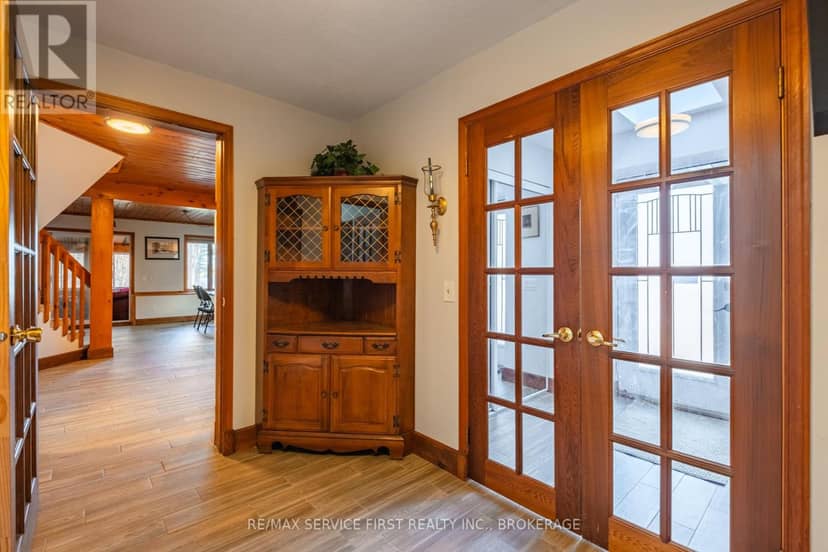 13 Pheasant Lane — photo 23 of 40