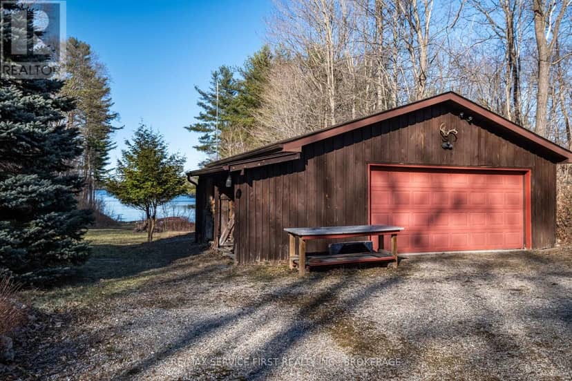 13 Pheasant Lane — photo 3 of 40