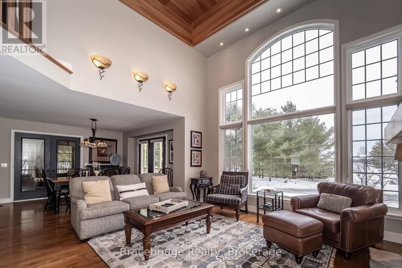 Carling 10 W3 - 3876 Muskoka Rd 118 Highway W, Muskoka Lakes, photo 5