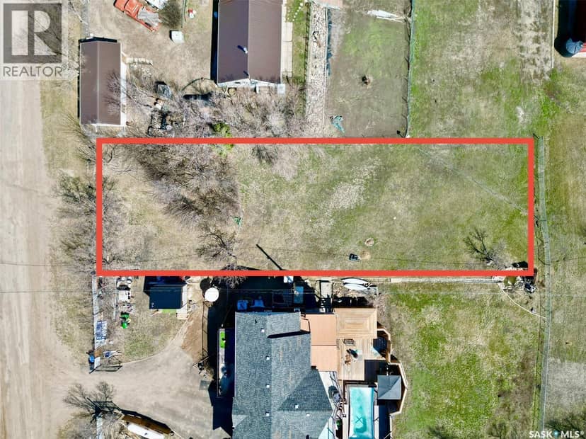 1300 Willow AVENUE, Saskatchewan Beach, photo 2