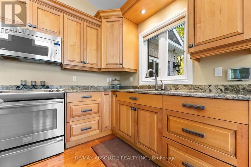 1096 Snye Road — photo 11 of 31