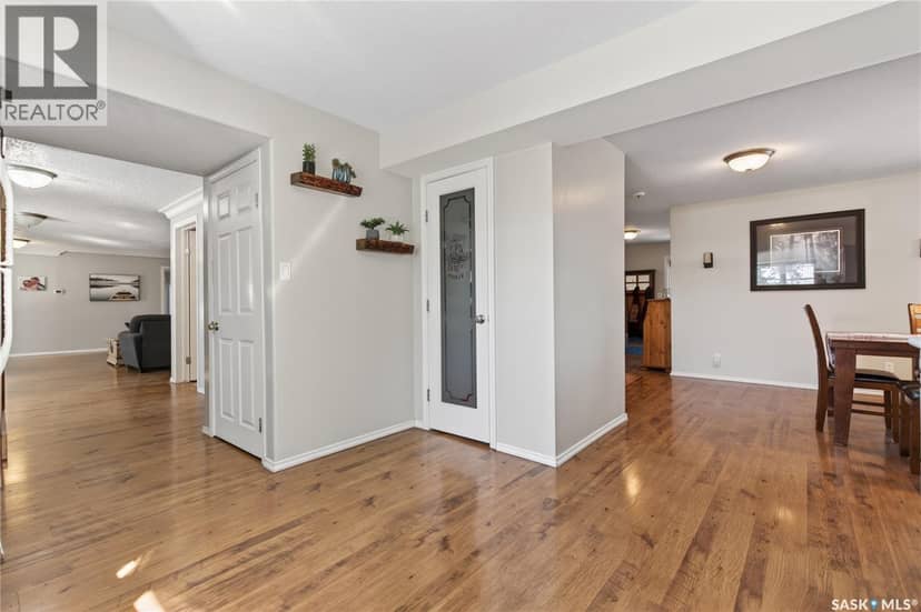 149 2nd AVENUE S — photo 6 of 40
