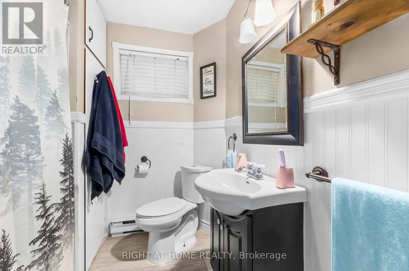 105 Gibson Street — photo 16 of 30