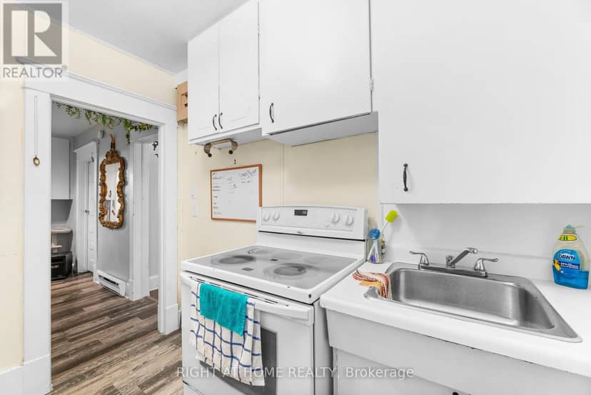 105 Gibson Street — photo 21 of 30
