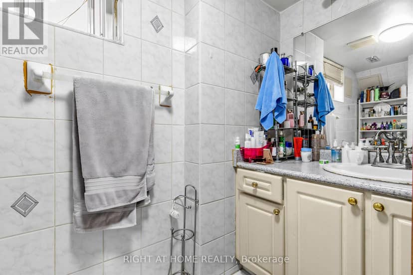 5 Thwaite Avenue — photo 31 of 34