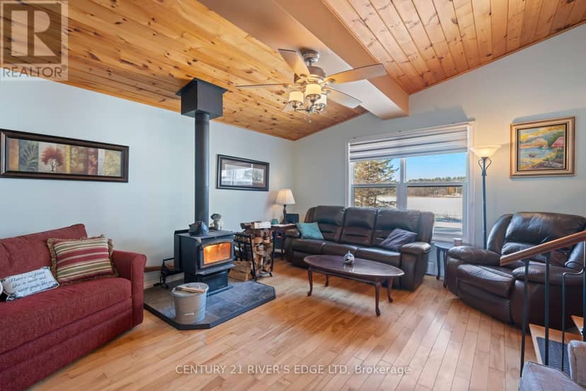 70 Kerry Point Road — photo 15 of 37