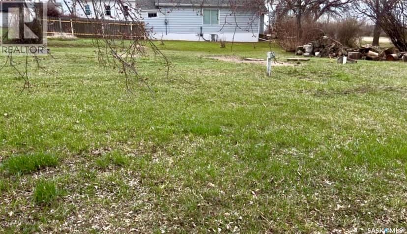 136 Railway AVENUE — photo 21 of 25
