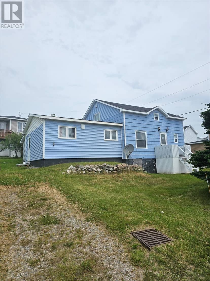 53 LeGallais Street, Channel-Port aux Basques, photo 2