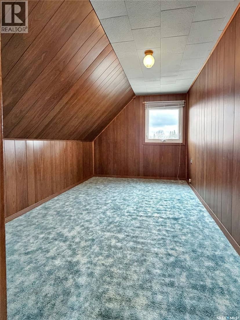 604 Sussex AVENUE — photo 16 of 25