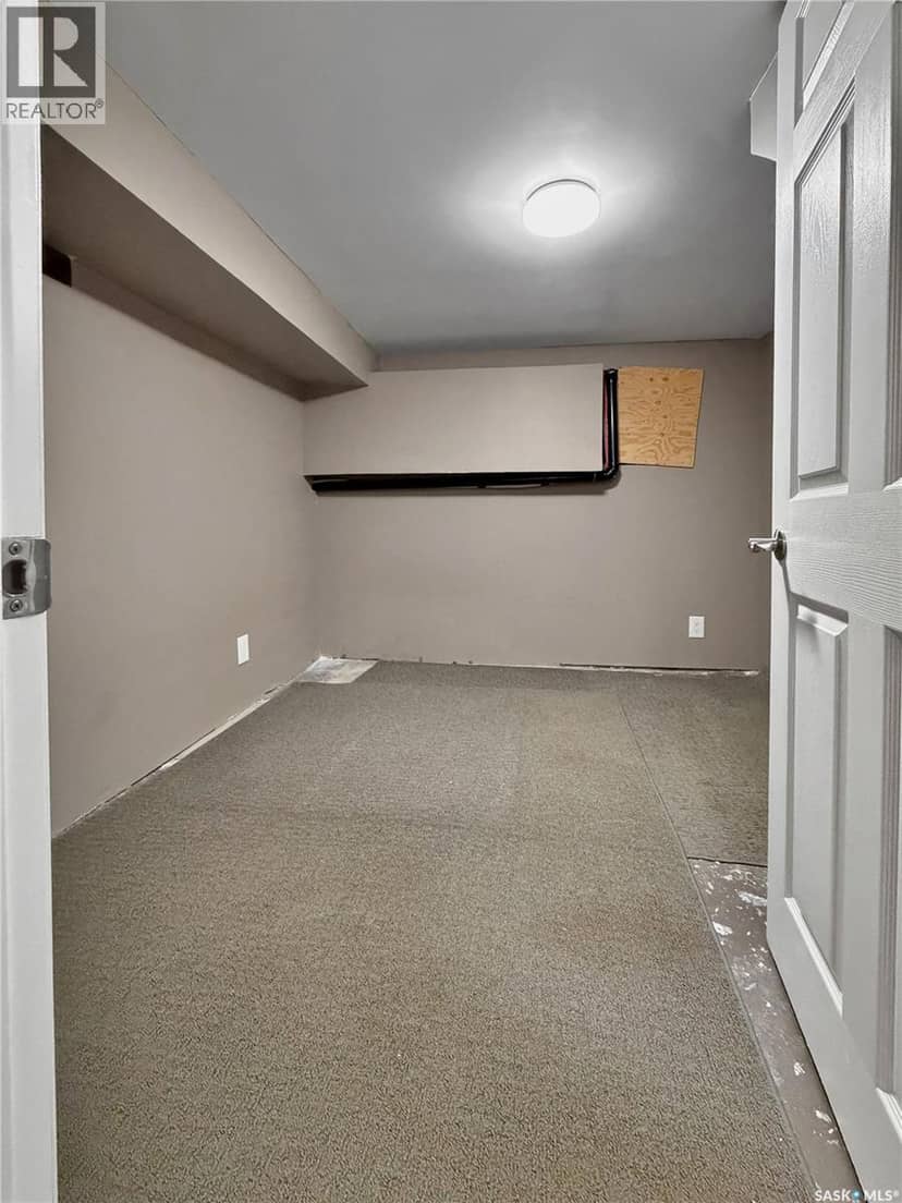 604 Sussex AVENUE — photo 19 of 25