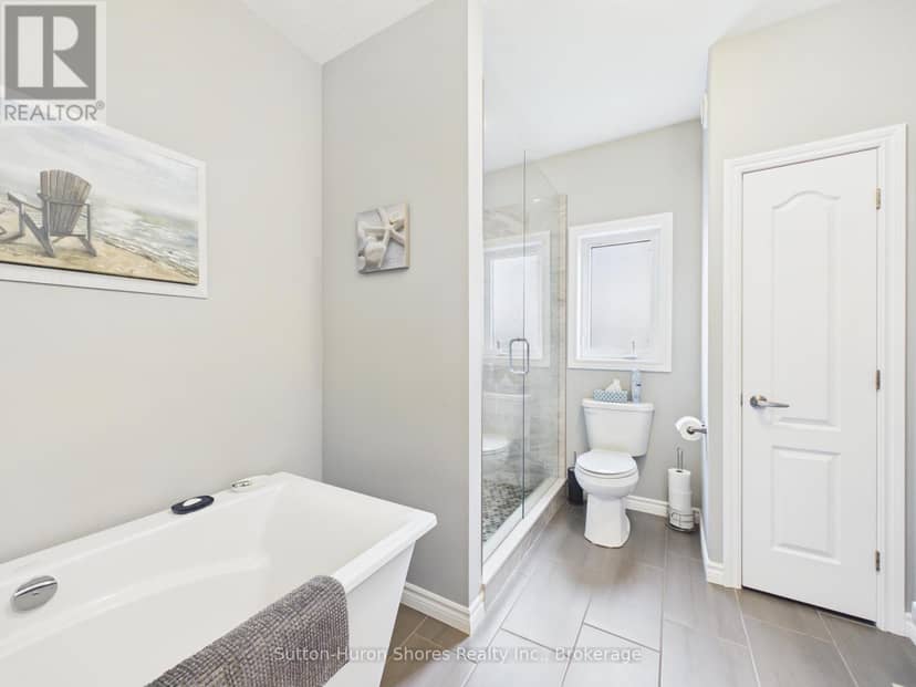 345 Ray Street — photo 12 of 35