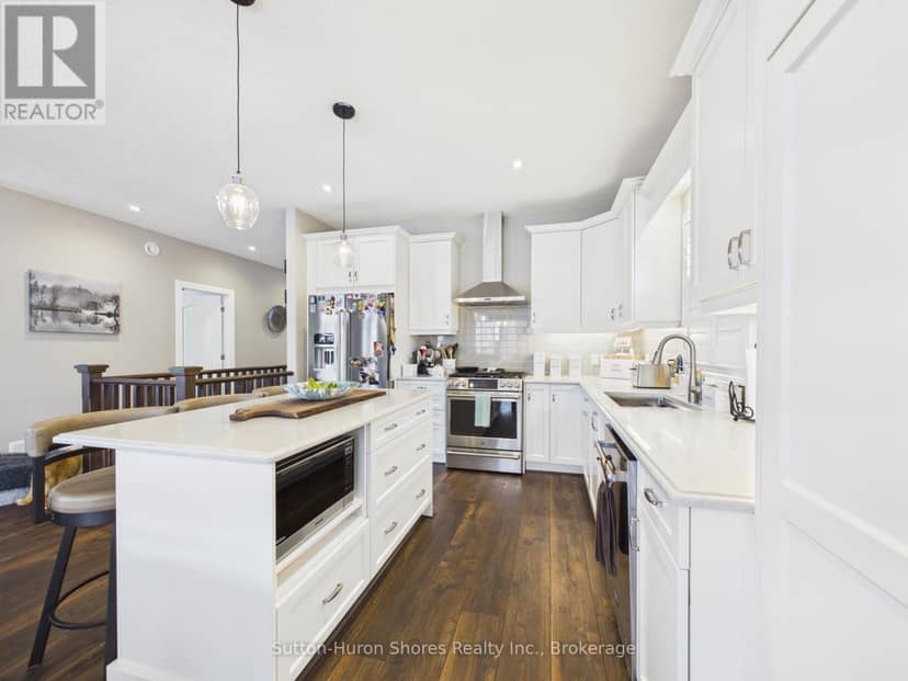 345 Ray Street — photo 6 of 35