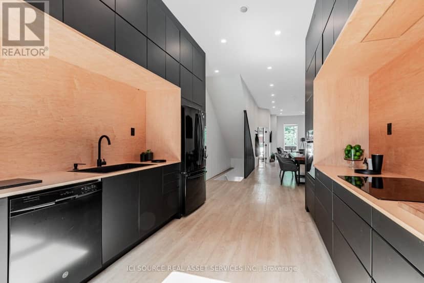 44 Massey Street — photo 11 of 39