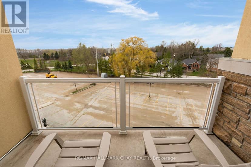 6411/6413 - 9 Harbour Street E — photo 29 of 40