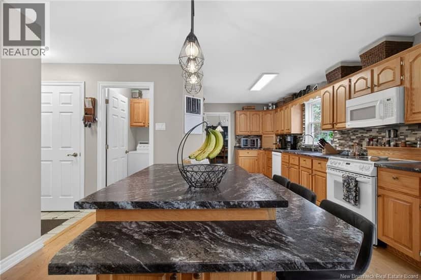 91 Greenwich Drive — photo 7 of 20