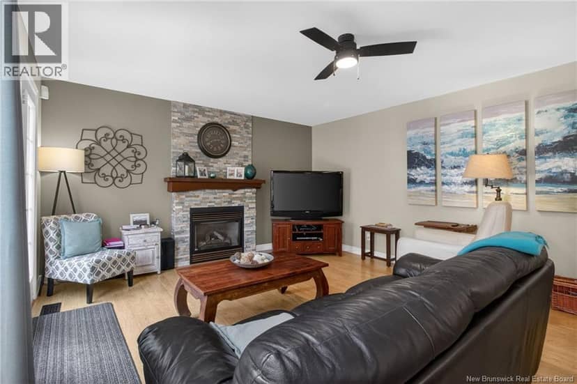 91 Greenwich Drive — photo 9 of 20