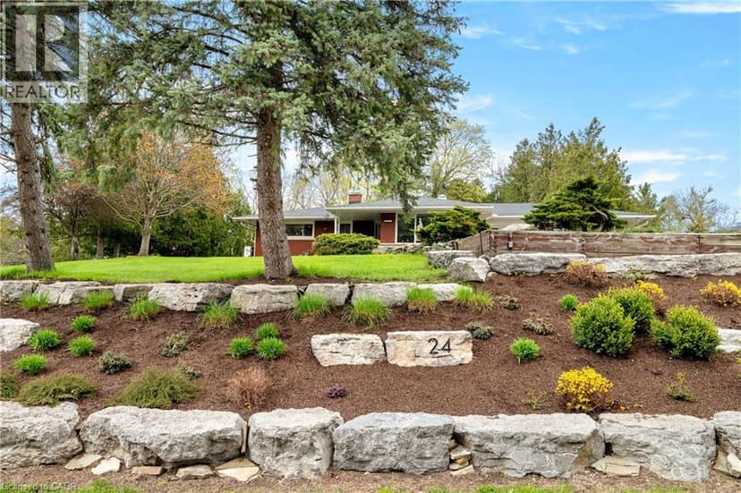 24 GRAND HILL Drive, Kitchener, photo 2