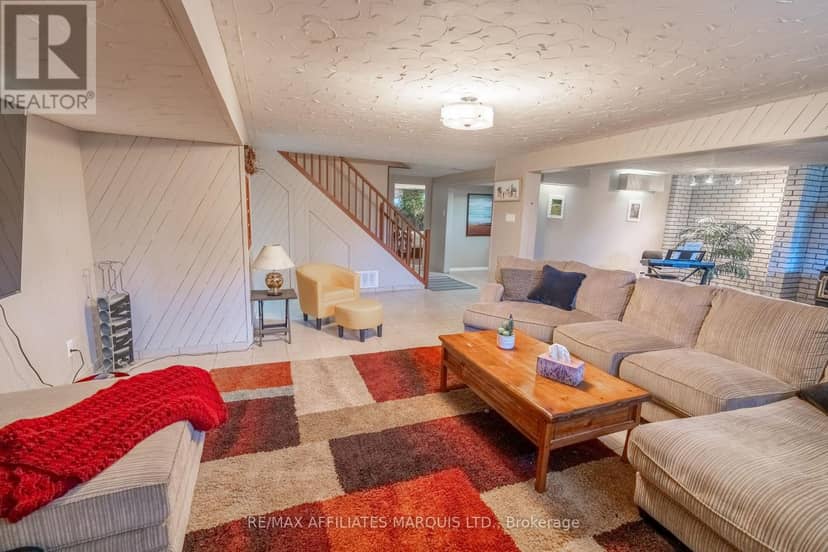 1407 Boyd Street S — photo 18 of 24