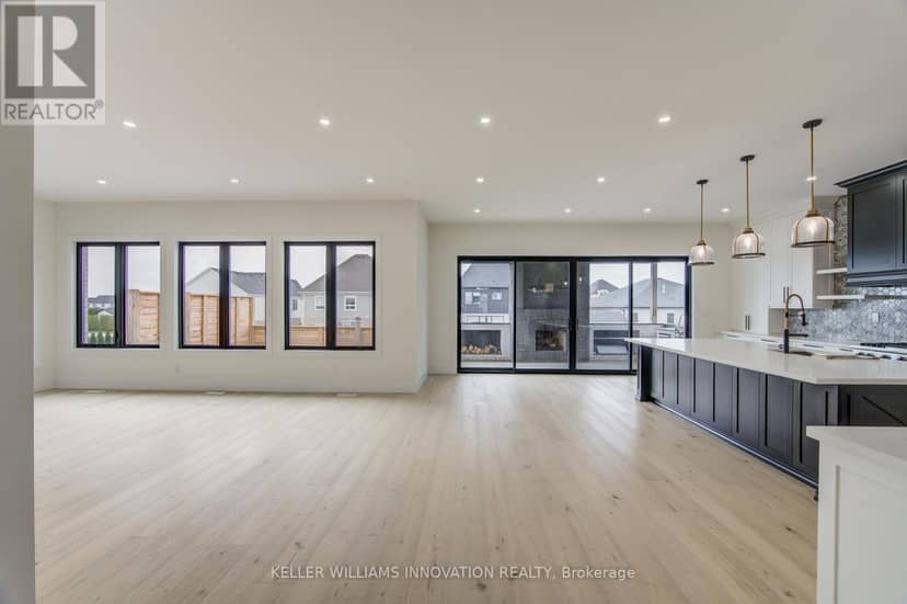 8 Edgeview Crescent W — photo 24 of 40