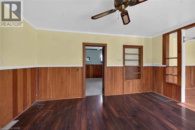 313 JOHN Street — photo 16 of 40