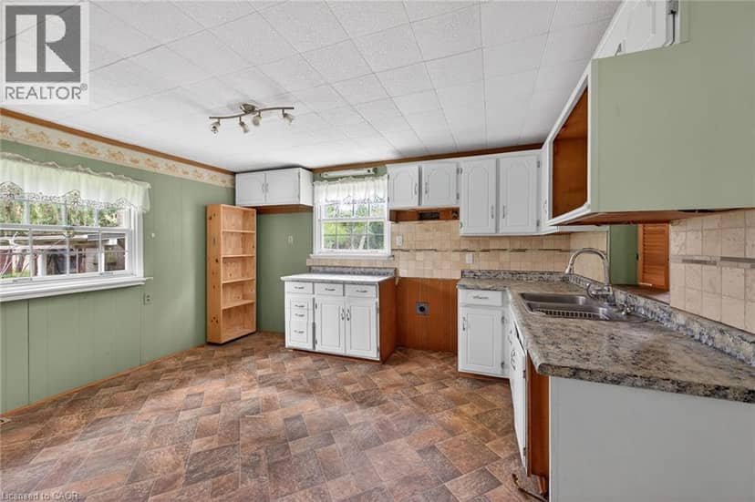 313 JOHN Street — photo 20 of 40
