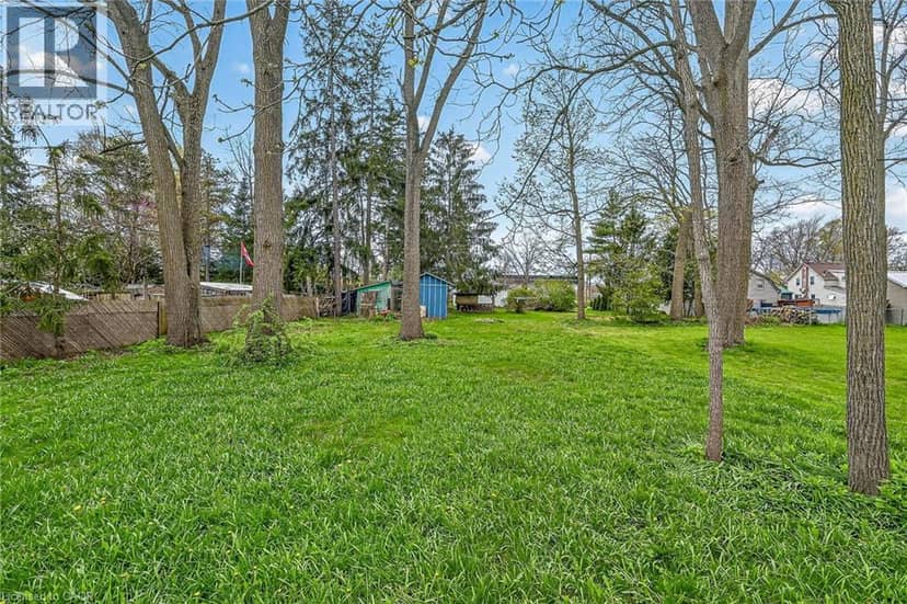 313 JOHN Street — photo 3 of 40