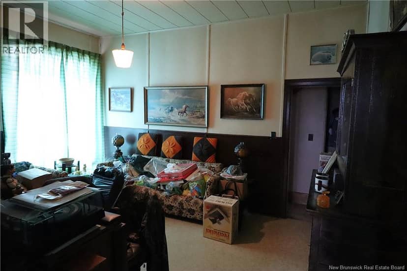 302 Main Street — photo 5 of 25