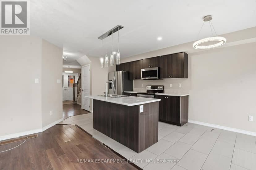 7774 Buckeye Crescent — photo 11 of 27