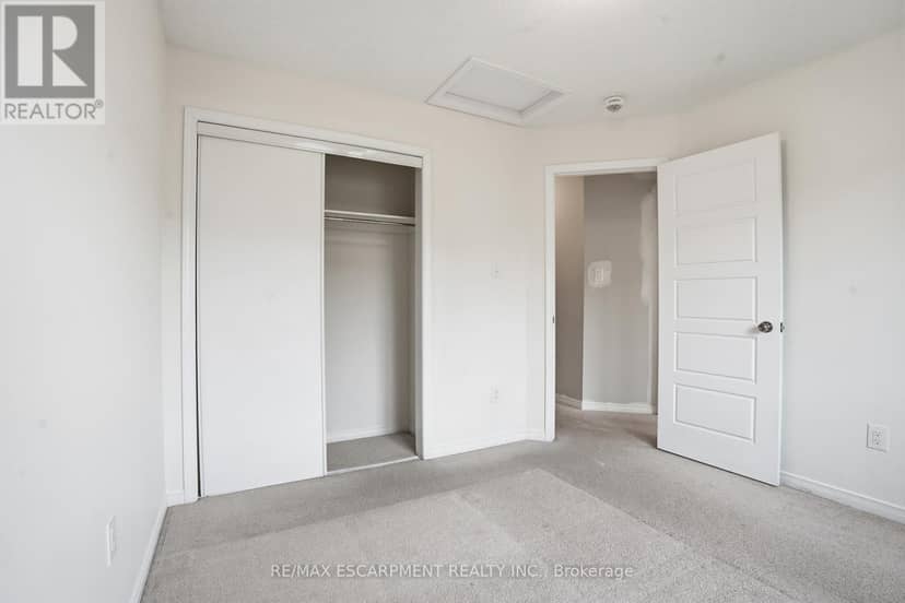7774 Buckeye Crescent — photo 18 of 27