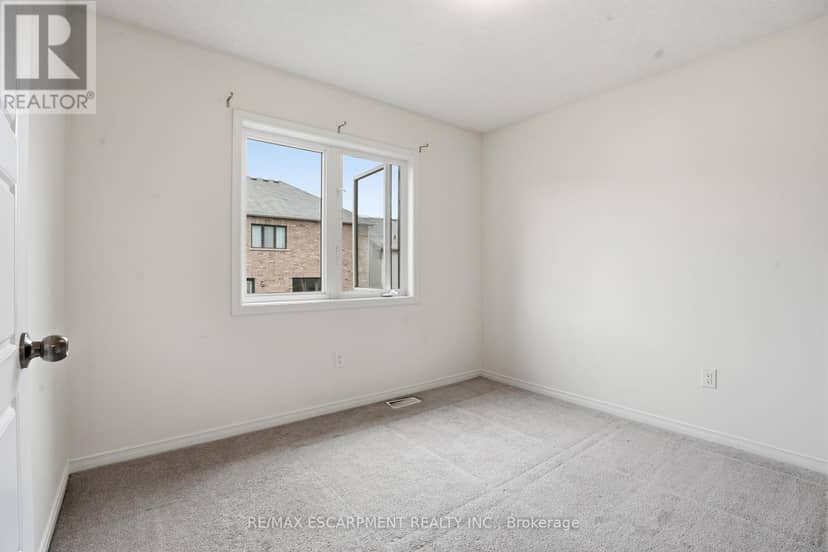 7774 Buckeye Crescent — photo 17 of 27