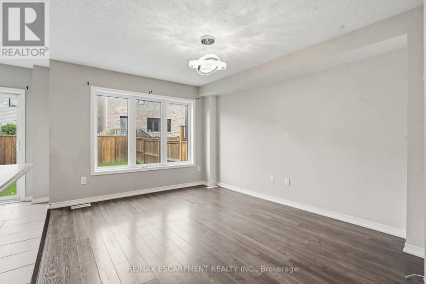 7774 Buckeye Crescent, Niagara Falls, photo 8