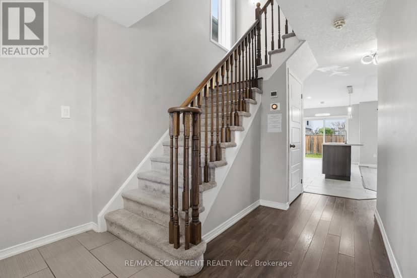 7774 Buckeye Crescent, Niagara Falls, photo 5