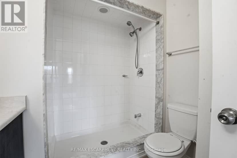 7774 Buckeye Crescent — photo 24 of 27