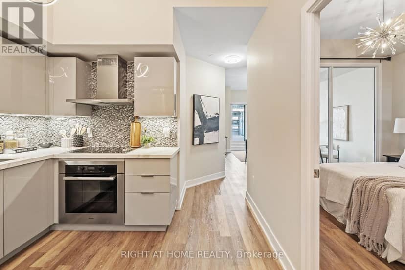 329 - 30 Shore Breeze Drive — photo 16 of 23