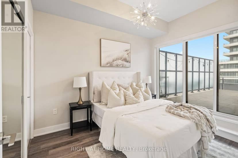 329 - 30 Shore Breeze Drive — photo 8 of 23