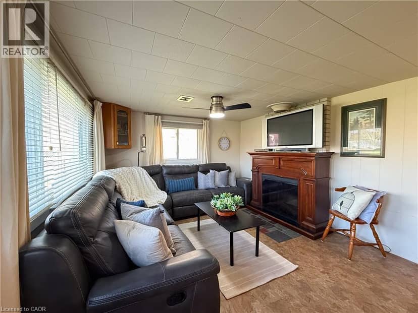 21 POPLAR Road, Long Point, photo 7