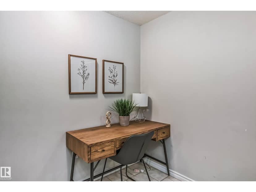 #115 10118 106 AV NW — photo 10 of 33